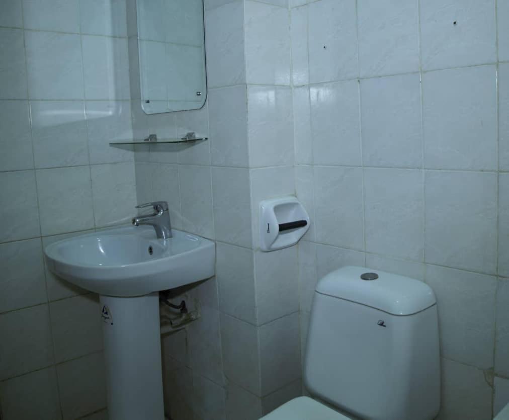 Dumeros Abuja Exterior photo